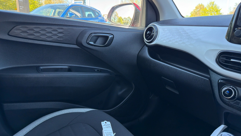 Hyundai i10 1.2 MPi Premium 5dr Auto Petrol Hatchback